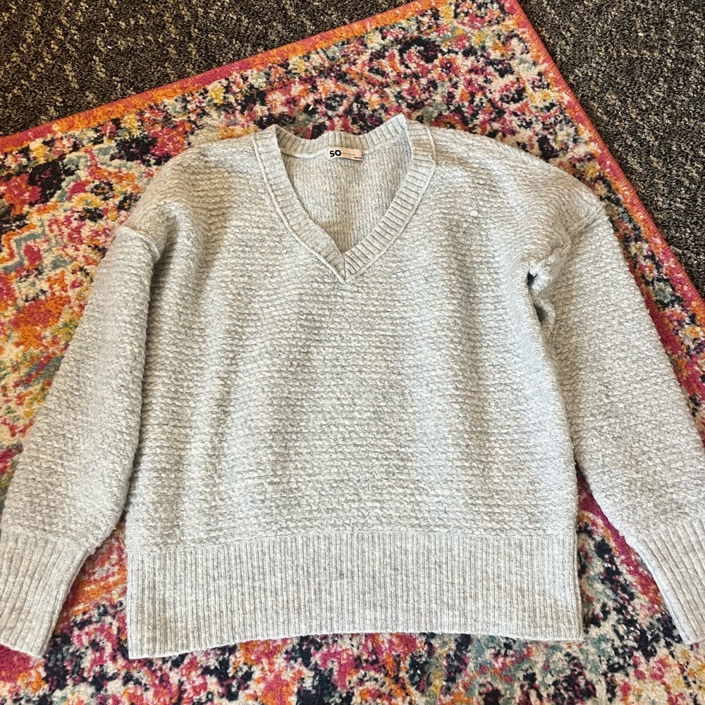grey sweater